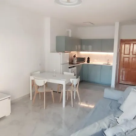 アパート Casa Andrea 305 アデヘ